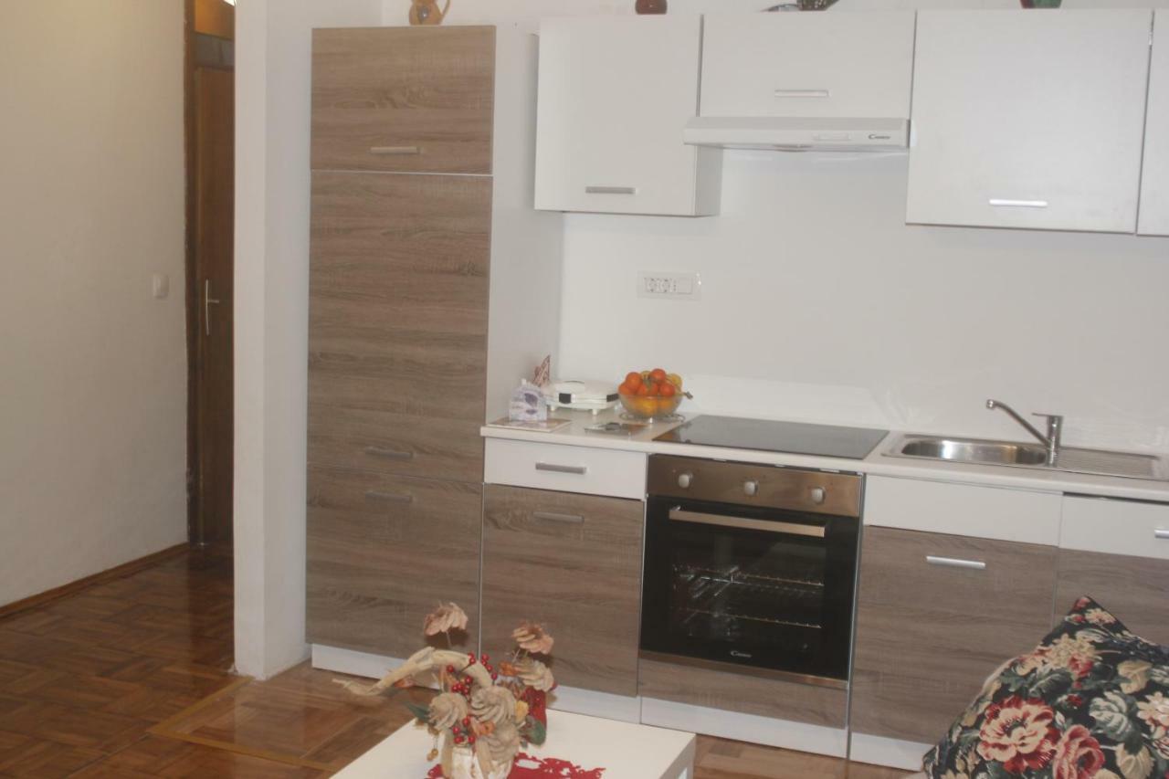 Apartman Jadranka Njivice Luaran gambar