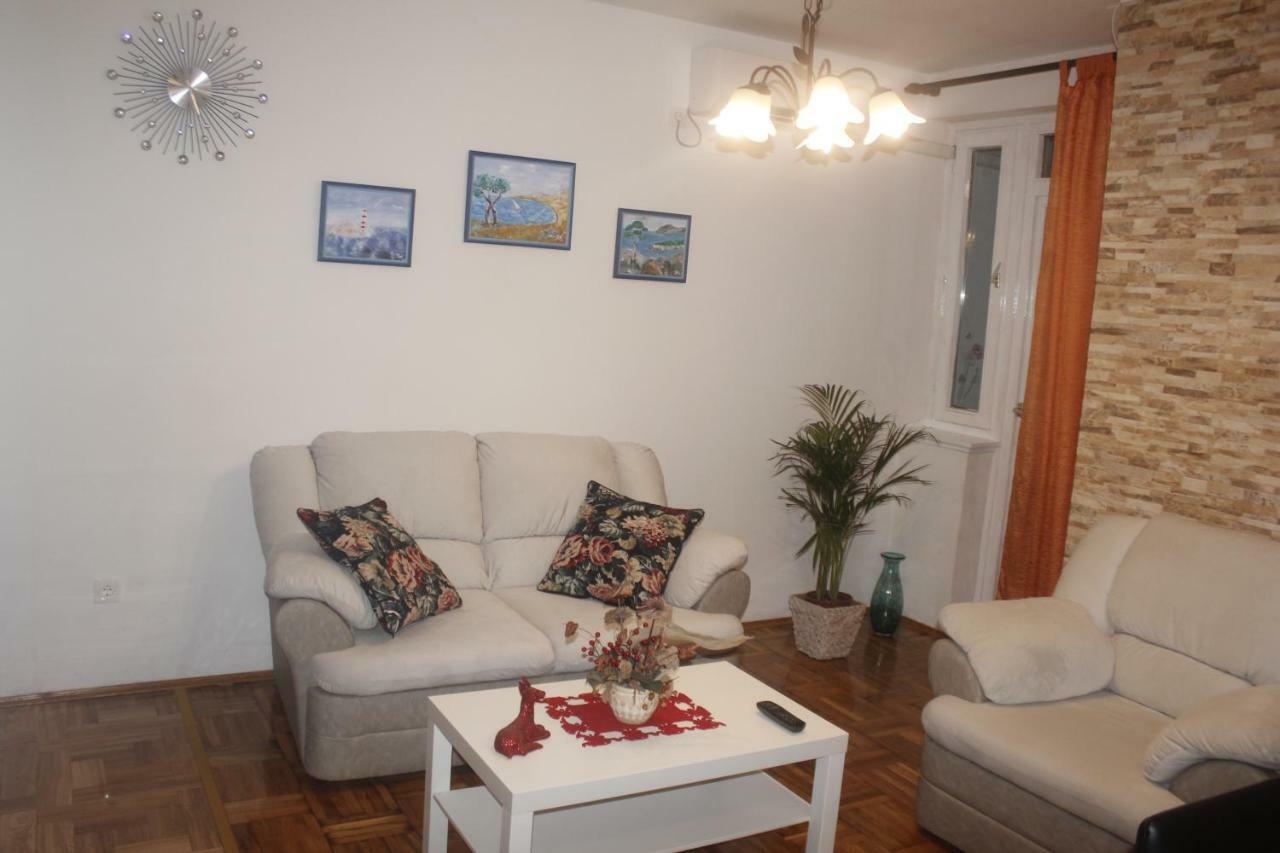 Apartman Jadranka Njivice Luaran gambar